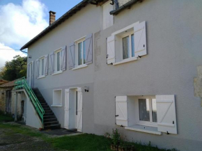 Appartement Château-l'Évêque, 3 pièces, 4 personnes - FR-1-616-222